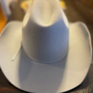 American Hat Company Western Felt Cowgirl hat. Never worn…in original box.